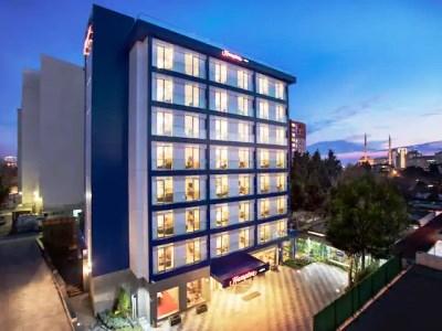 Отель Hampton By Hilton Istanbul Atakoy Экстерьер фото